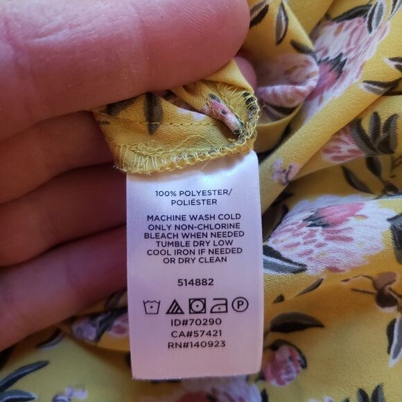 3 for $25 LOFT Floral Shirt - Picture 9 of 12